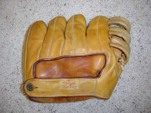 Nokona G49 U.S. Army Factory Reject Back